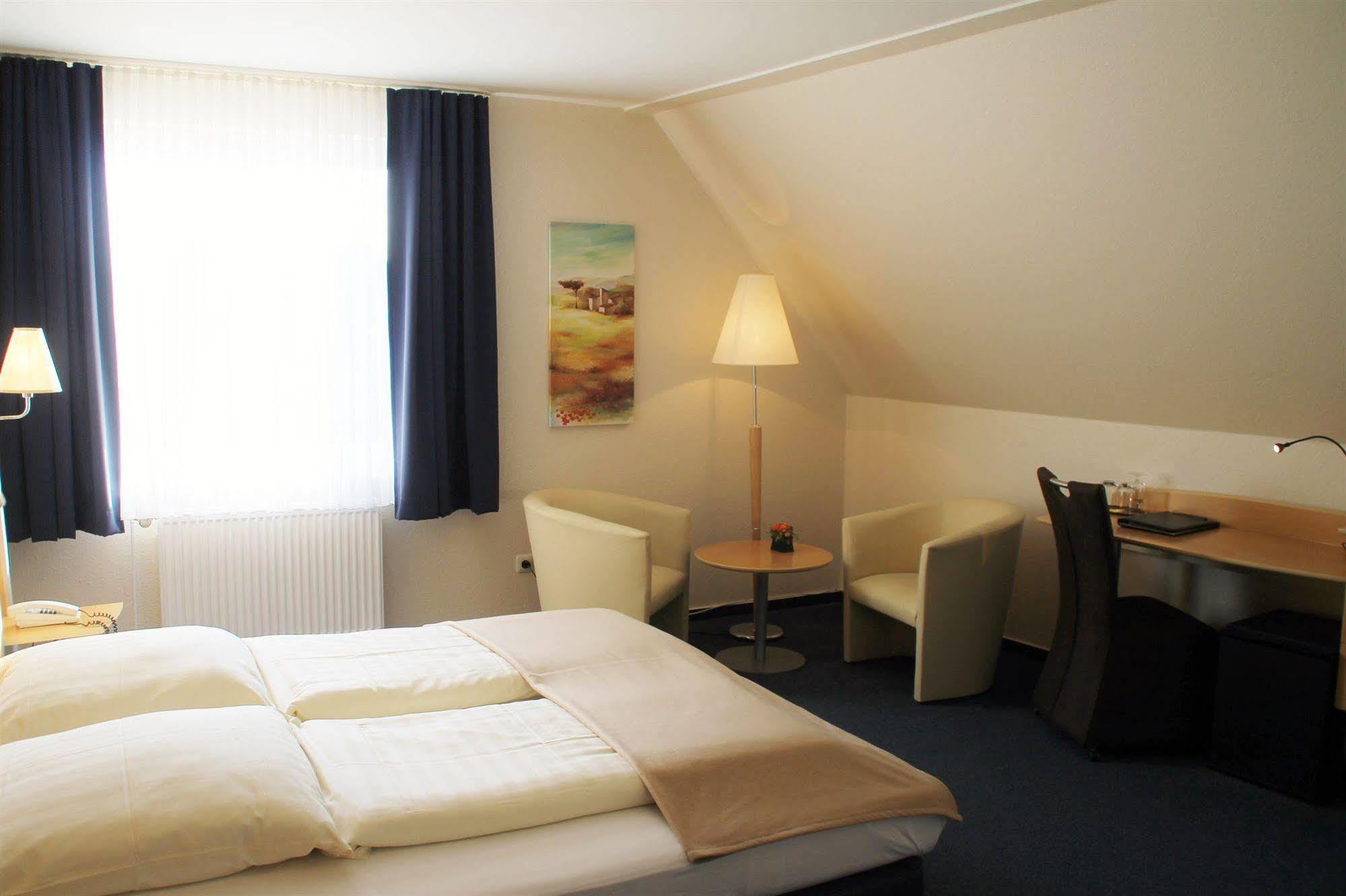 Residenz Hotel Ной Вулмсторф Екстериор снимка